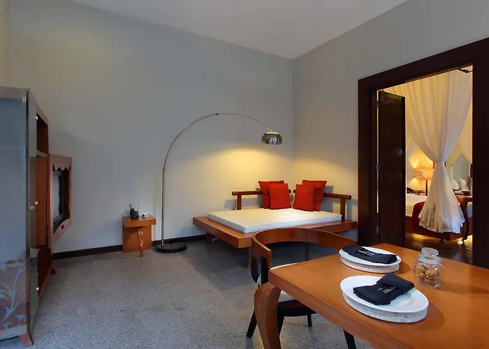The Bali Khama A And 4*