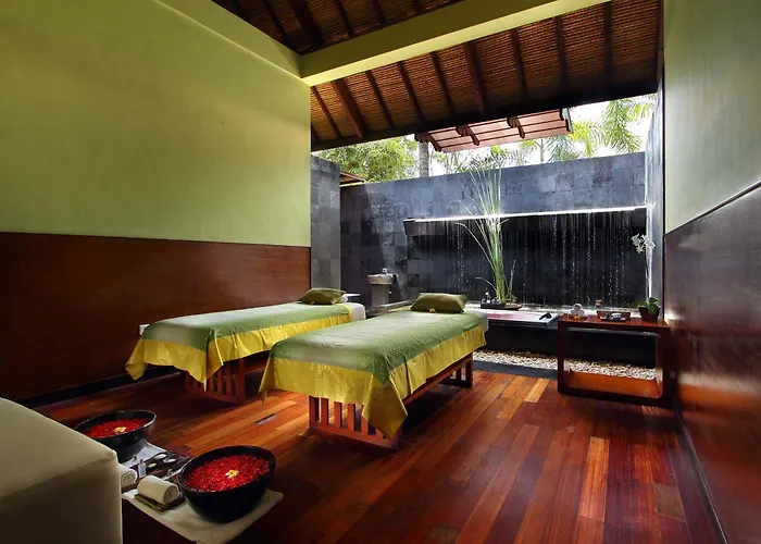 The Bali Khama A And Station touristique Tanjung Benoa